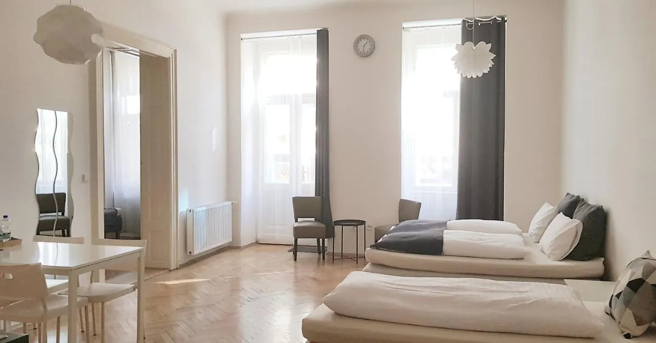 Apartment Spalena Studio Prag
